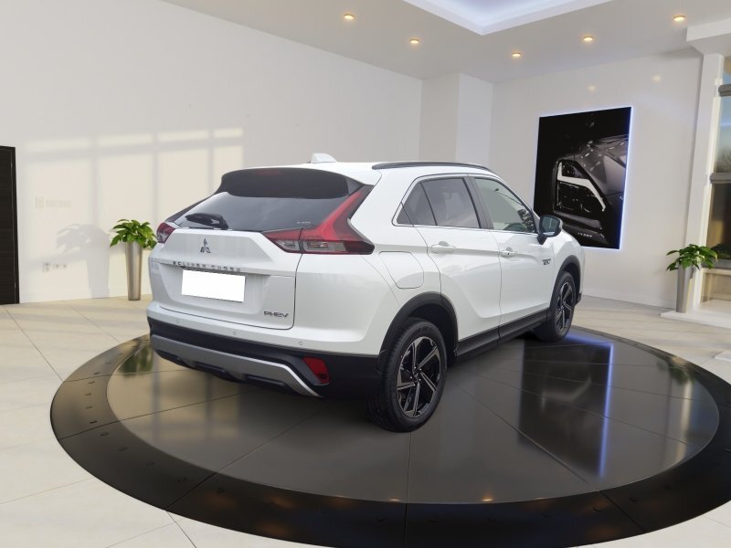 Mitsubishi Eclipse Cross Plug-In Hybrid PHEV Plus Navi