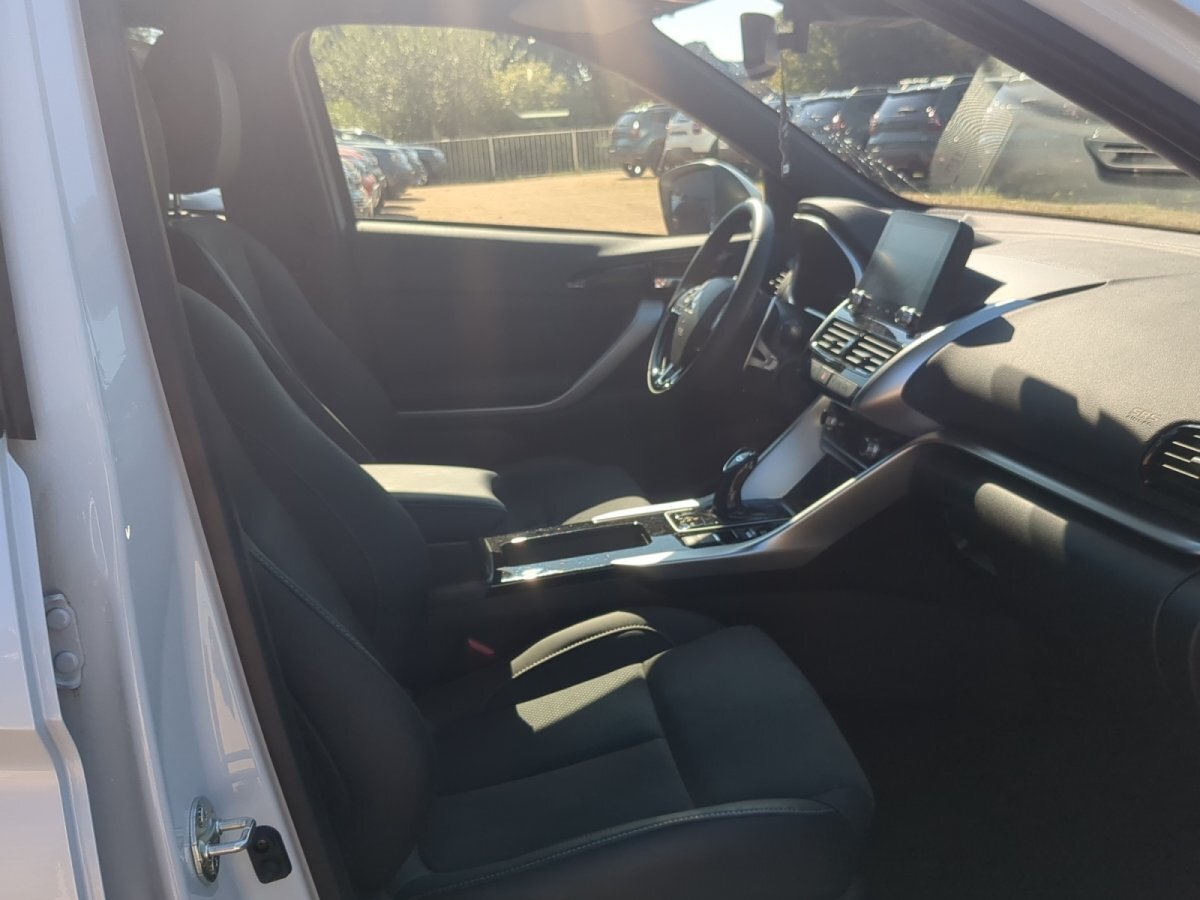 Mitsubishi Eclipse Cross Plug-In Hybrid PHEV Plus Navi