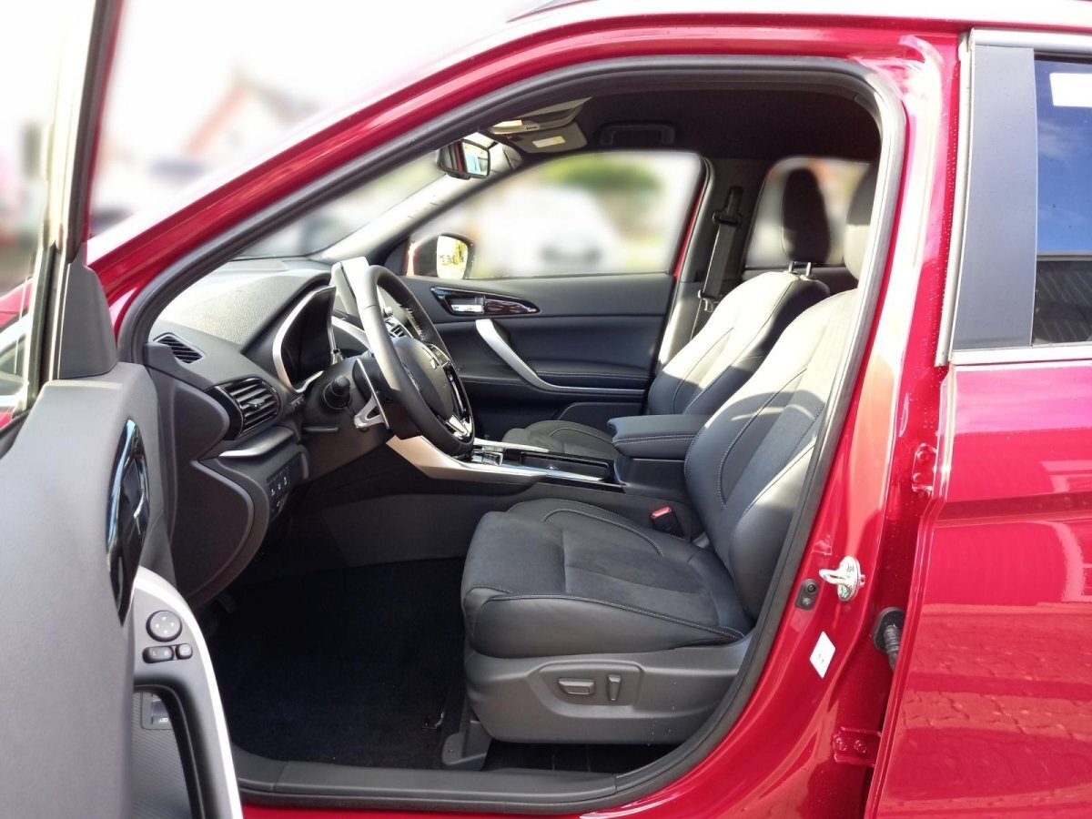 Mitsubishi Eclipse Cross Plug-In Hybrid PHEV Plus Select AHK