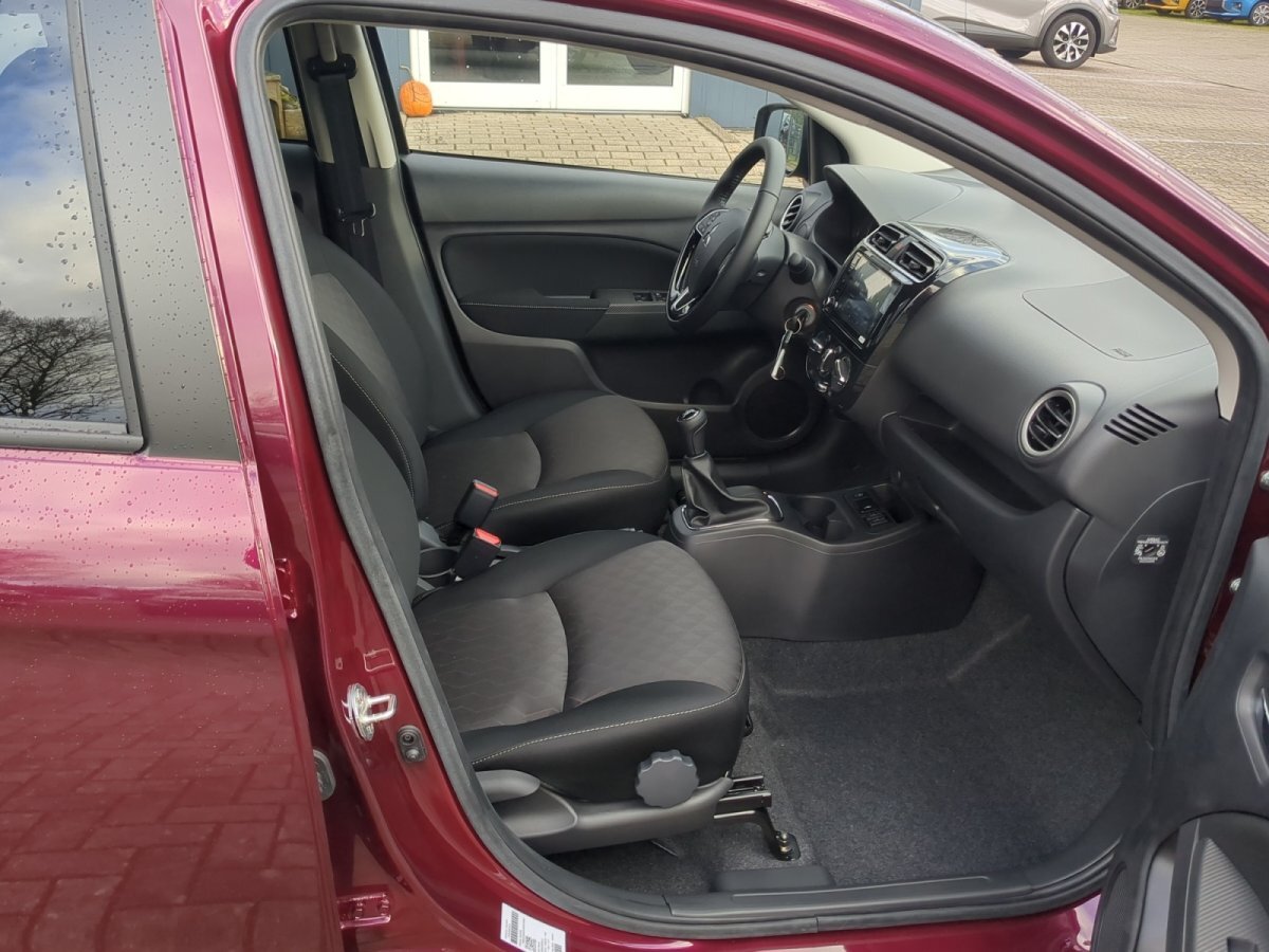 Mitsubishi Space Star 1.2 MIVEC Select+
