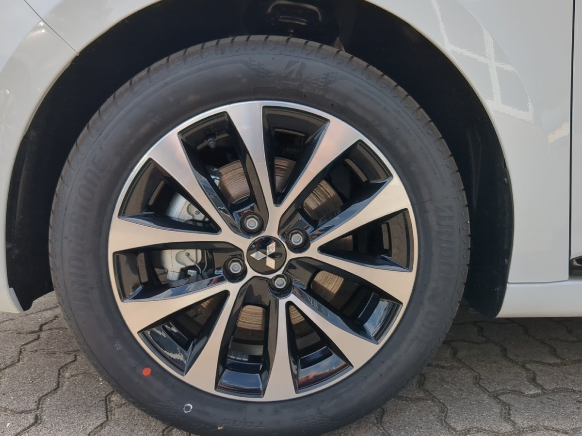 Mitsubishi Colt Plus 1.6 AT Hybrid RFK LHZ