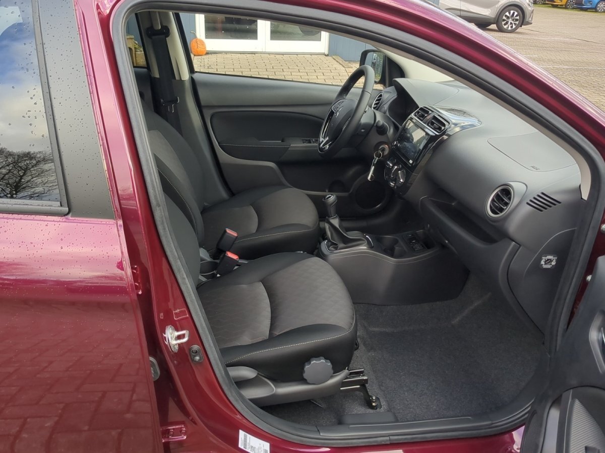Mitsubishi Space Star 1.2 MIVEC Select+