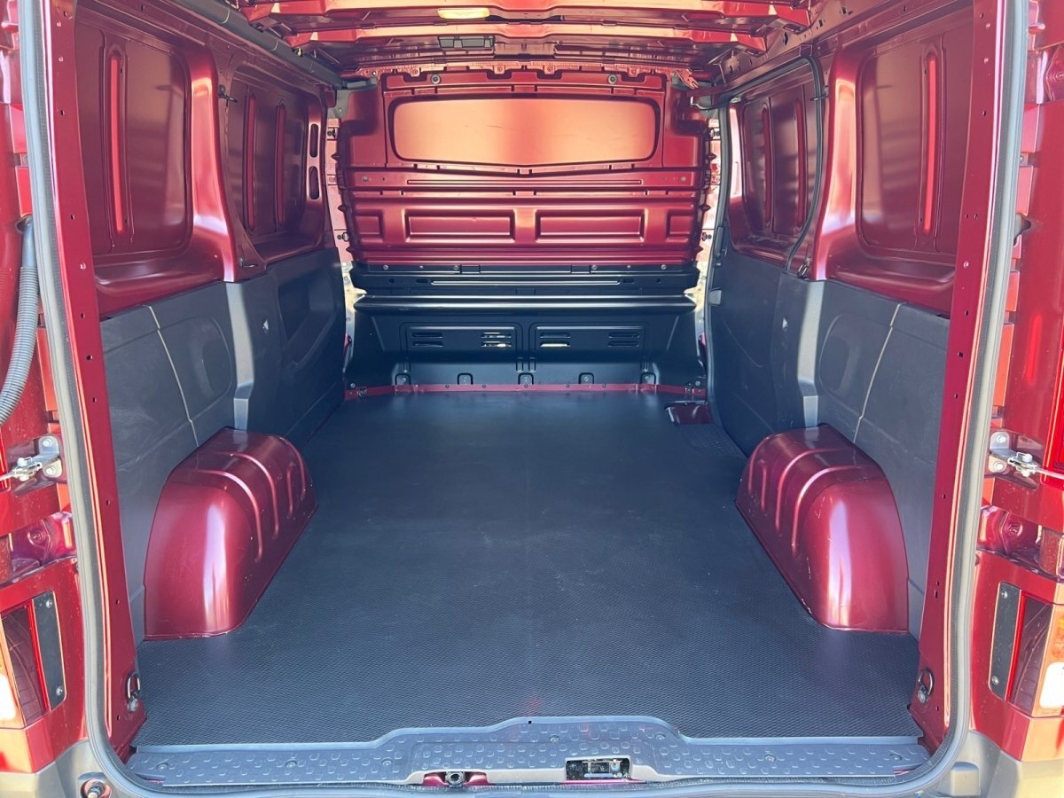 Renault Trafic dCi 170 L1H1 Komfort+AHK+GJR+NAVI